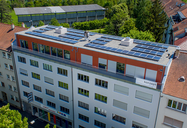 Bei Aufstockung und Dachausbau ist das Gebäude bereits vorhanden. Dadurch wird relativ schnell neuer Wohnraum geschaffen. Foto: Schwoerer Haus Dachausbau schafft schnell neuen Wohnraum
